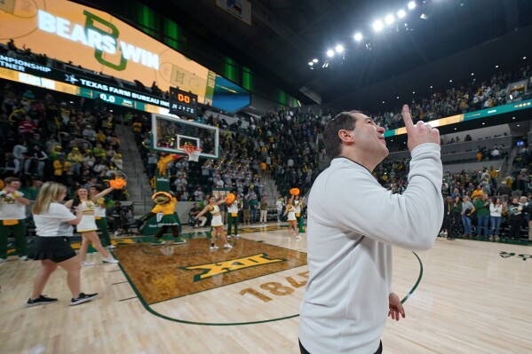Baylor opens new basketball arena on bank of Brazos River AP News